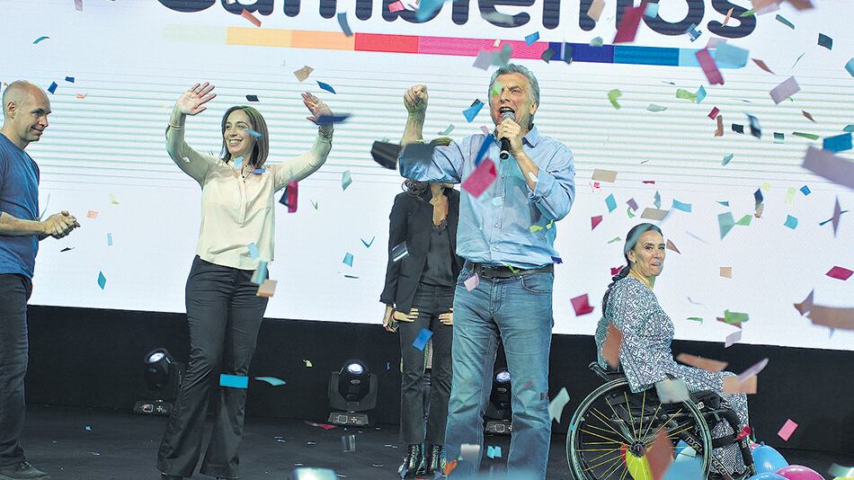 Rodríguez Larreta, Vidal, Macri y Michetti, en pleno festejo en el bunker de Cambiemos en Costa Salguero.