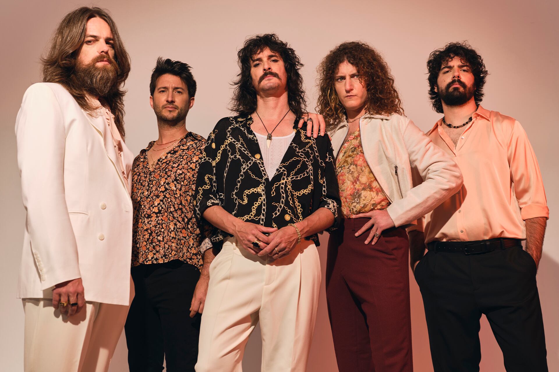 DMBK está tan activa como la pandemia lo permite en España: estuvieron de gira en furgoneta y pronto sonarán en películas