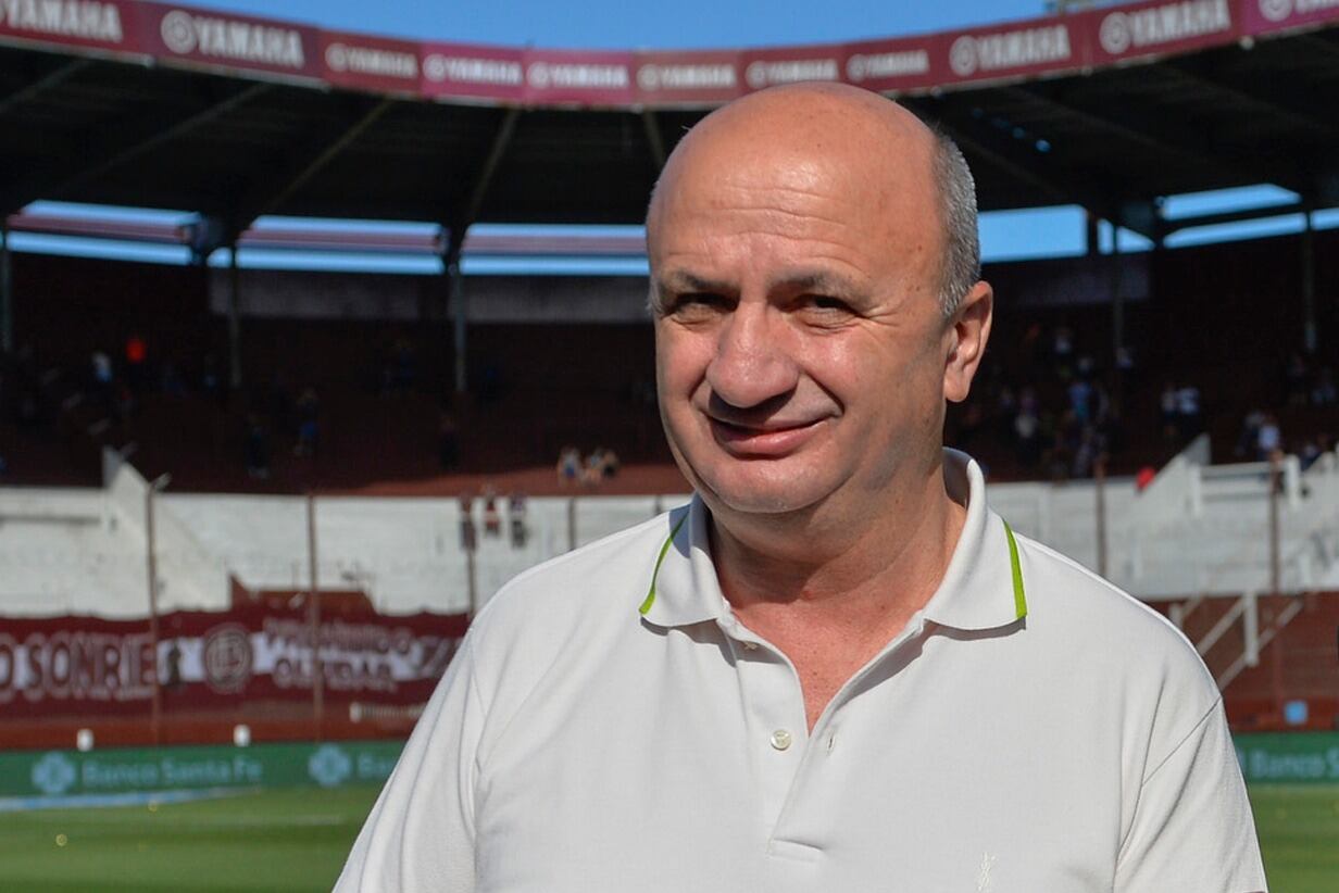 Nicolás Russo, presidente de Lanús.