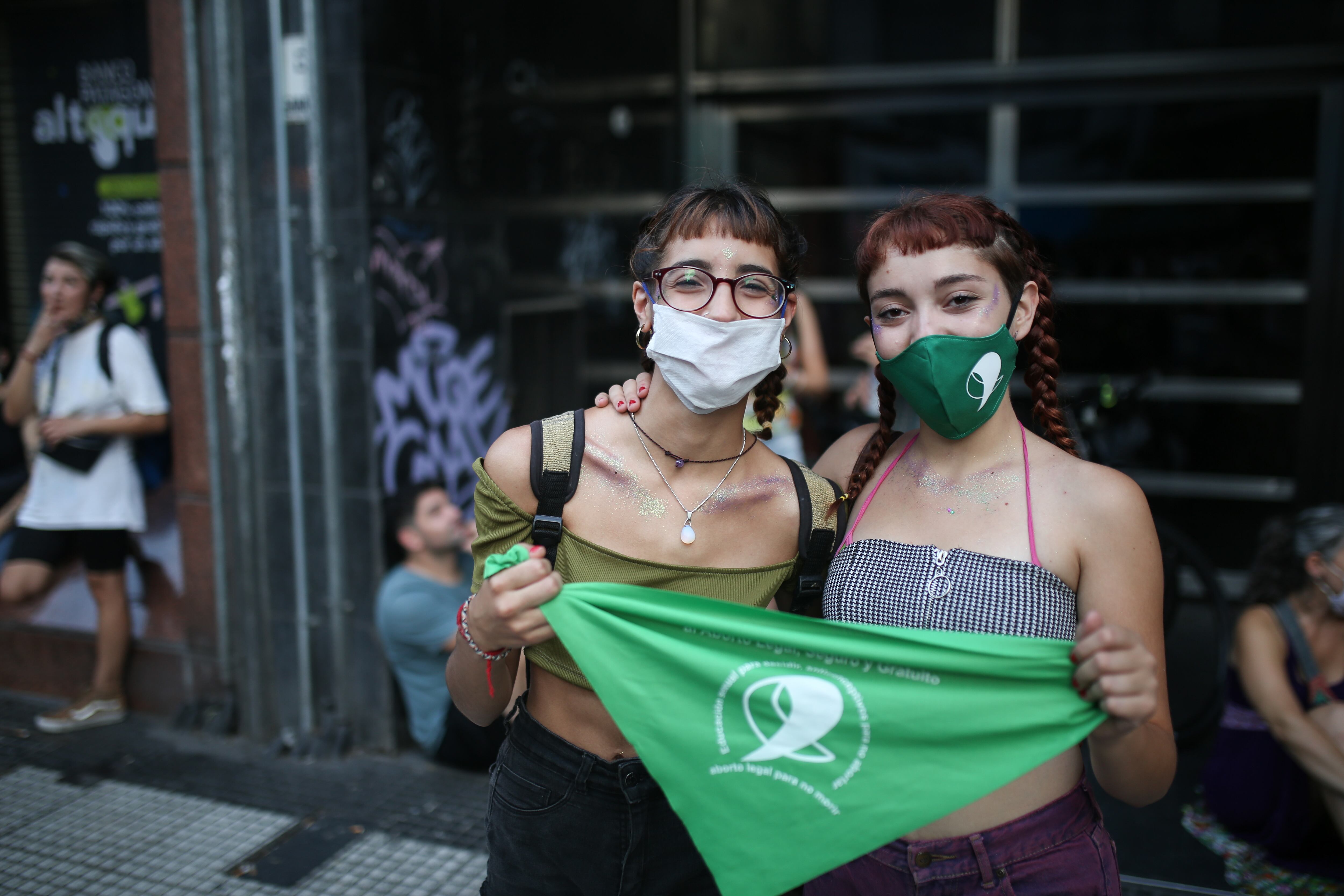 Micaela y Juana
