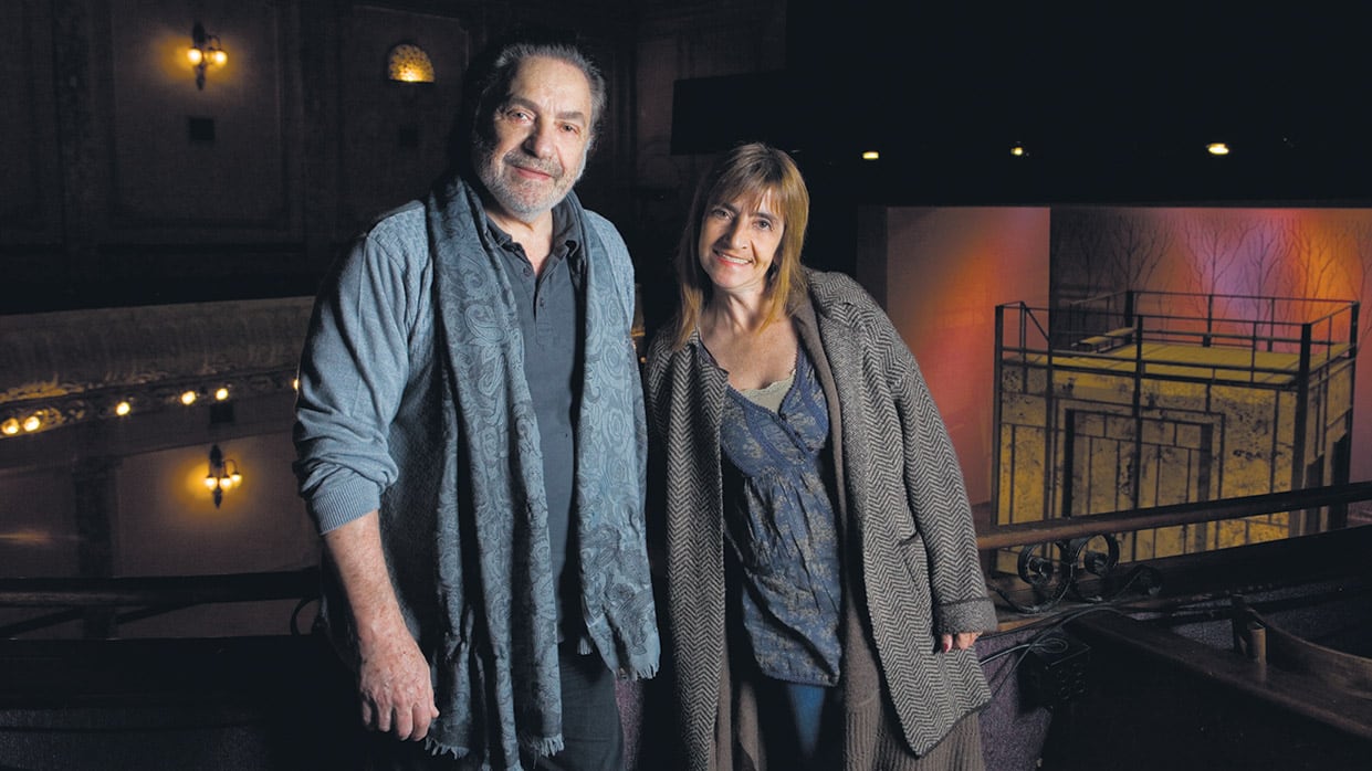 Grimau, a los 73 años, asume uno de los grandes desafíos de su carrera. Fiorillo dice de él: “Fue el primer trabajador”.