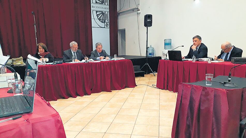 Los jueces Alonso, Rojas de Badaró y Ceroleni admitieron haber visitado la estancia María Adela.