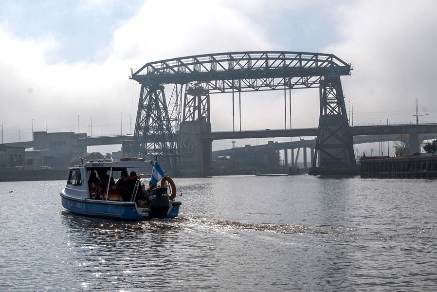 El Riachuelo, de a poco, se convierte en paseo de placer.