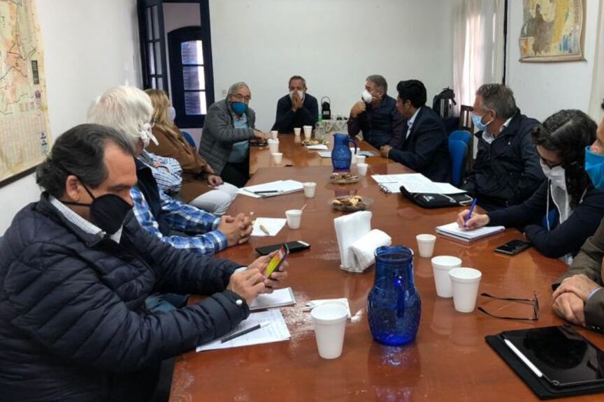 Reunión en mayo de los diputados de la oposición con referentes de las cámaras empresariales