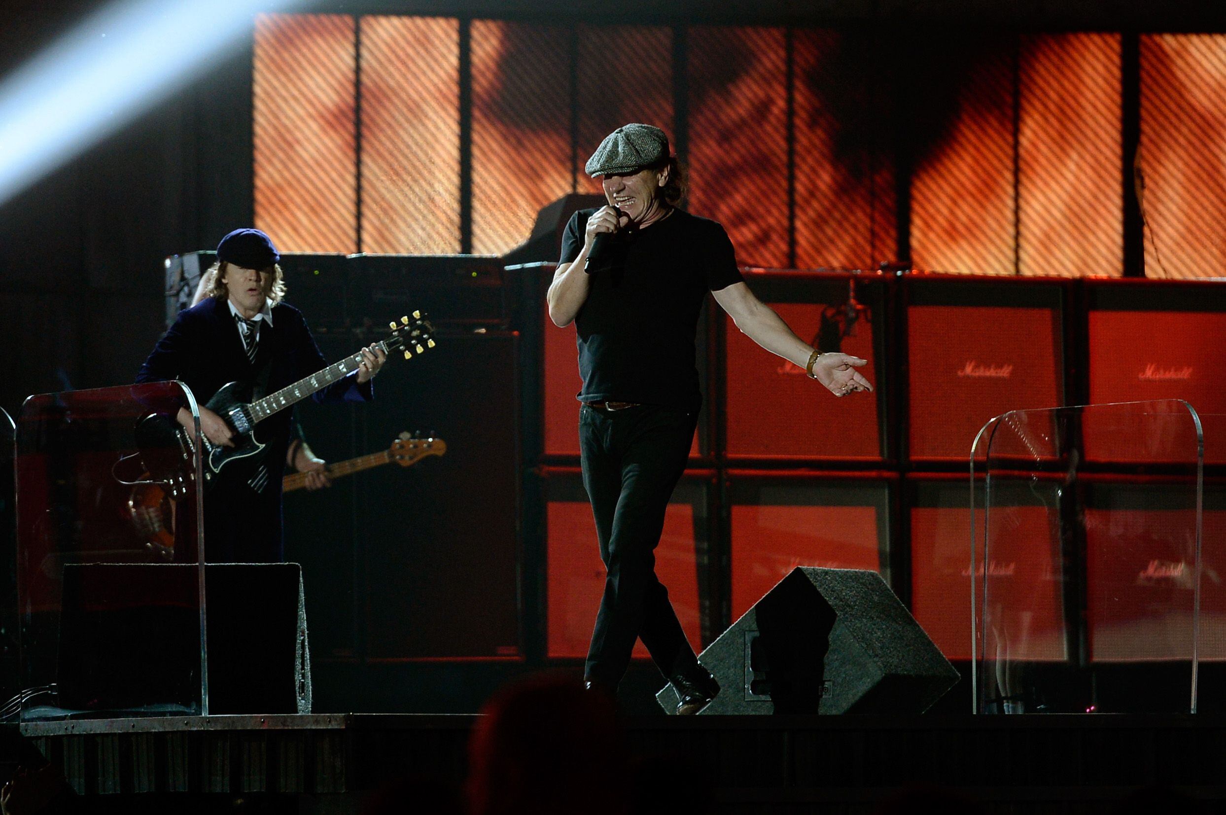 Angus Young y Brian Johnson, pilares de AC/DC.