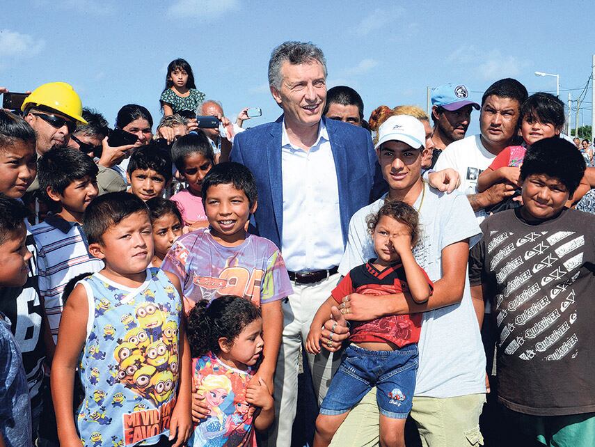 Macri estuvo ayer en el barrio Nueva Esperanza de la capital de Santa Fe.