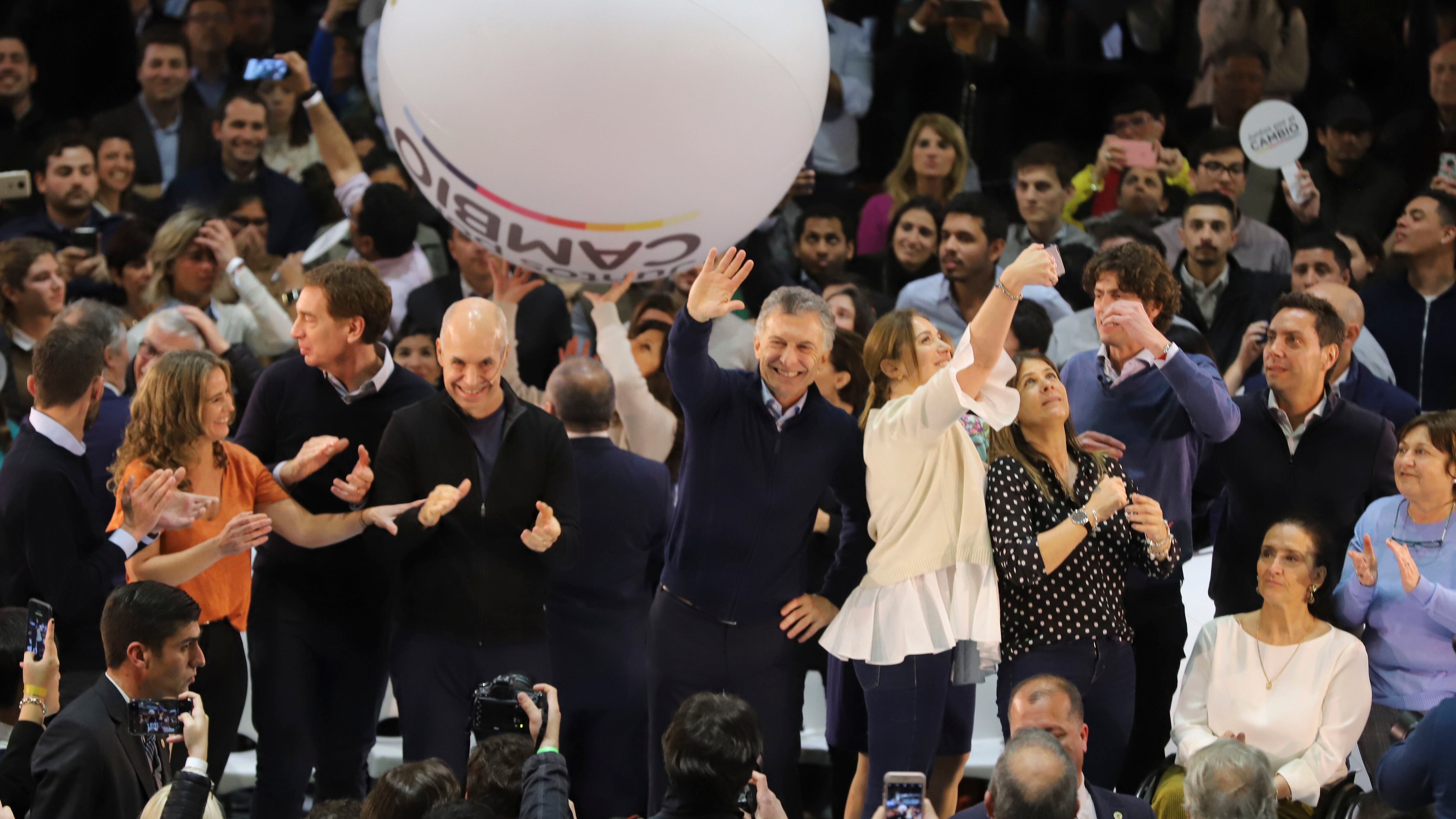 El macrismo pretende instalar temas alejados de la cuestión económica. 