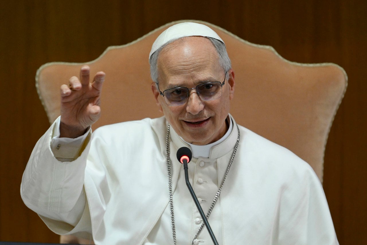 El Papa durante su encuentro de este sábado con los cardenales. 