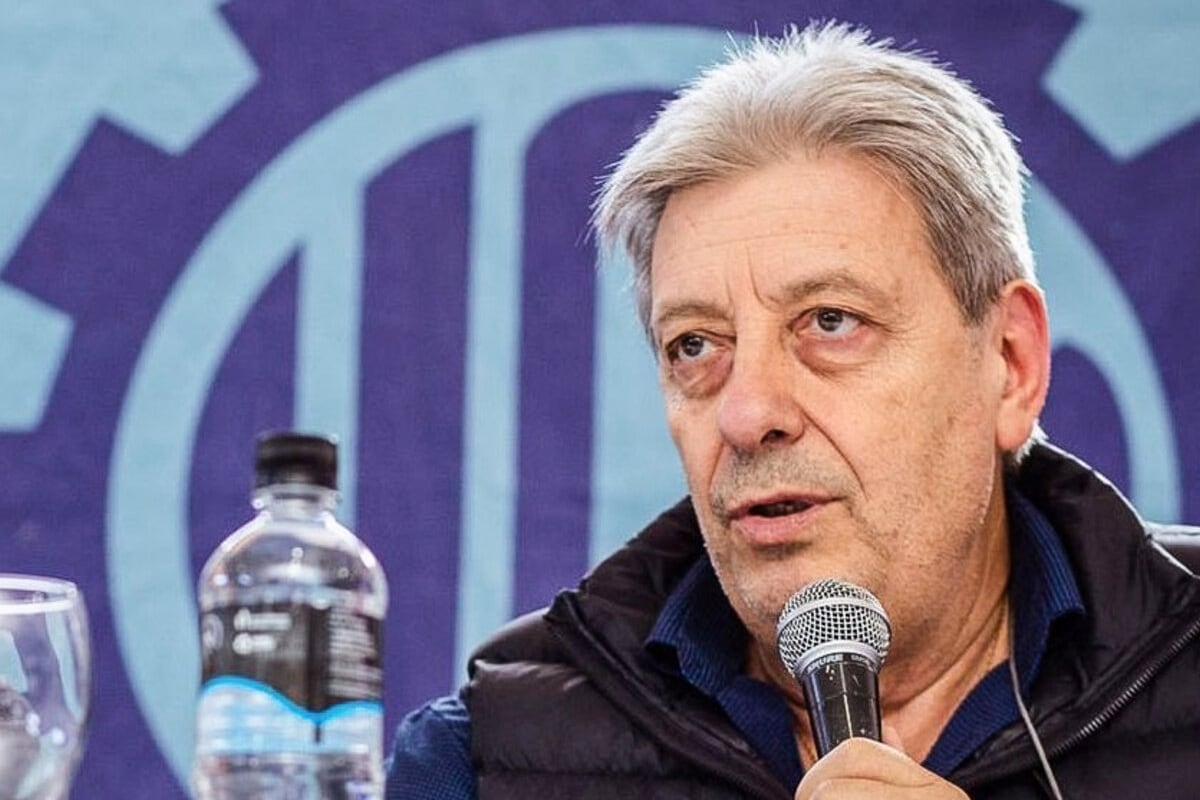 Abel Furlan, secretario gremial de la UOM, intenta un acuerdo similar para la rama siderúrgica al firmado la semana anterior con los otros sectores