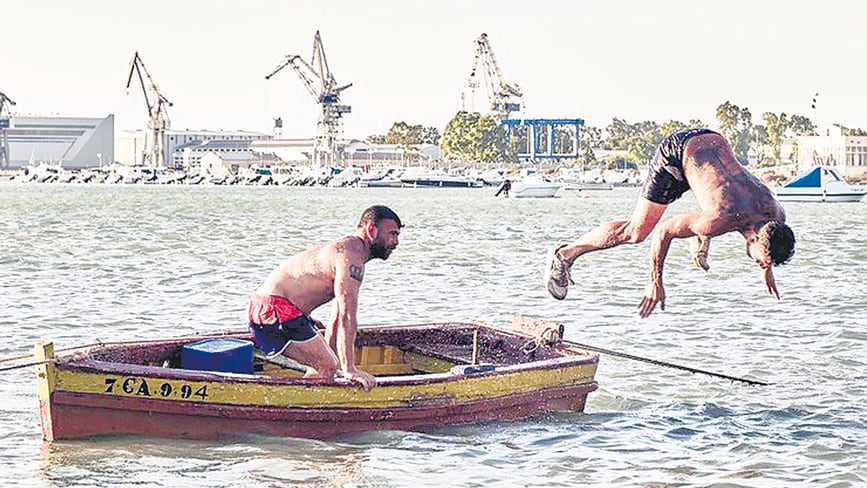 Entre dos aguas de Isaki Lacuesta.