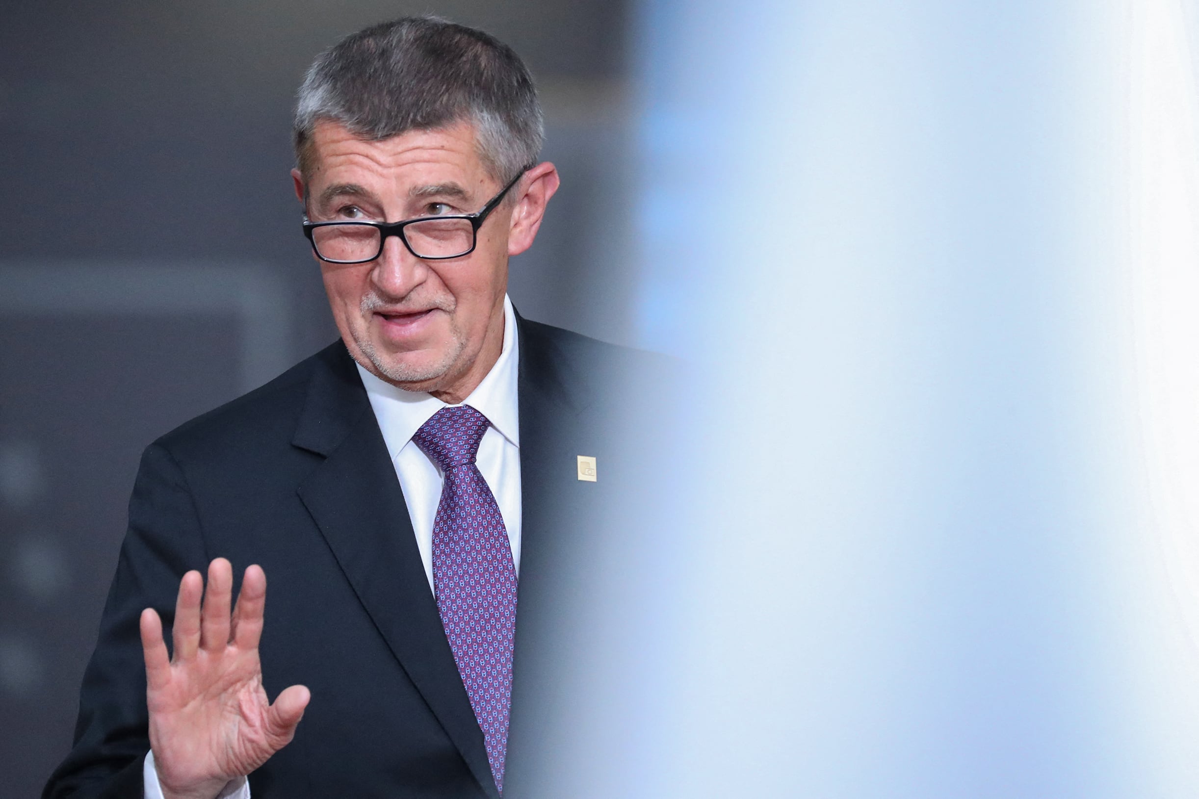 Babis, apodado el Donald Trump checo, aspira a la reelección.