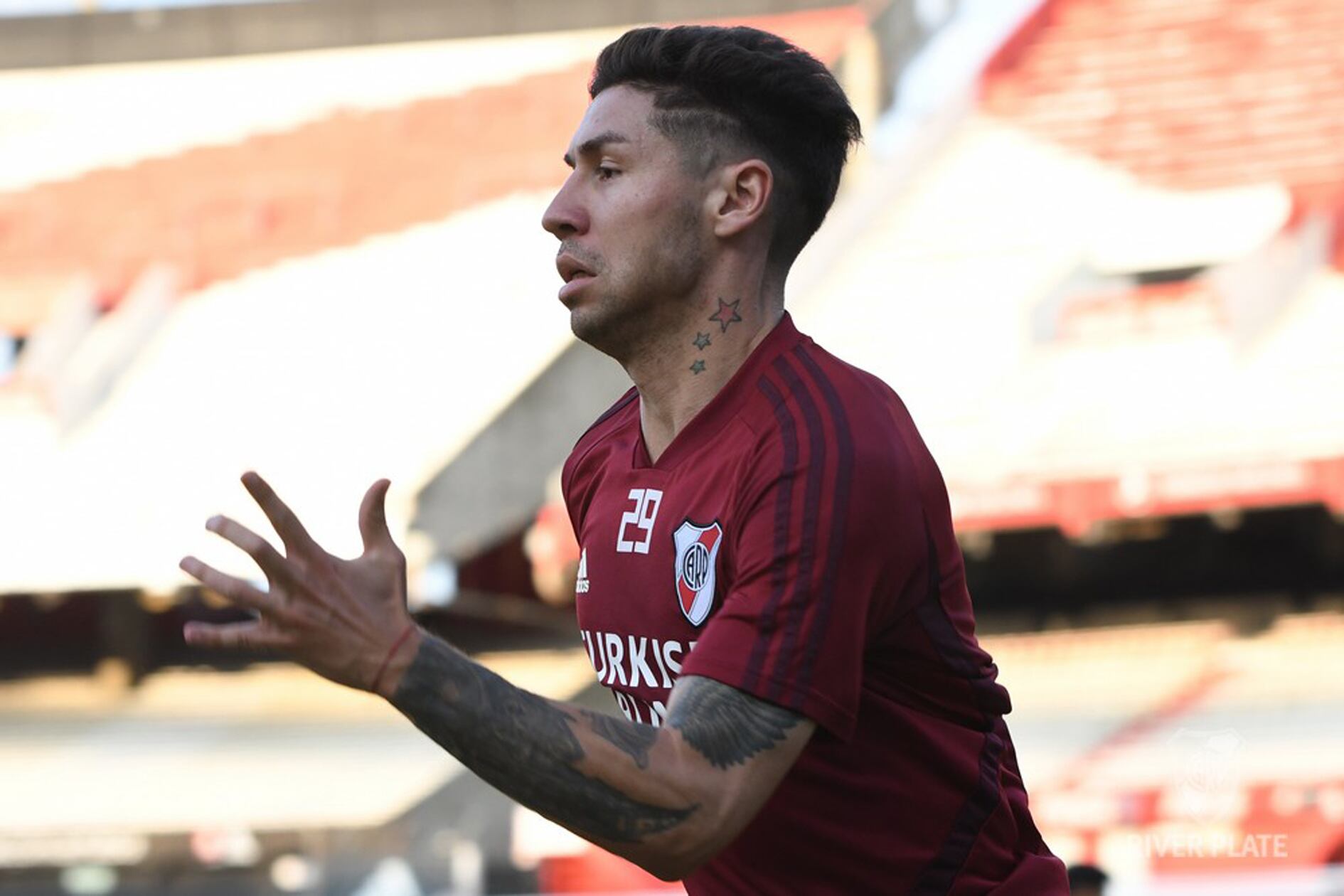 Gonzalo Montiel, en la mira del Bayern Leverkusen de Alemania.