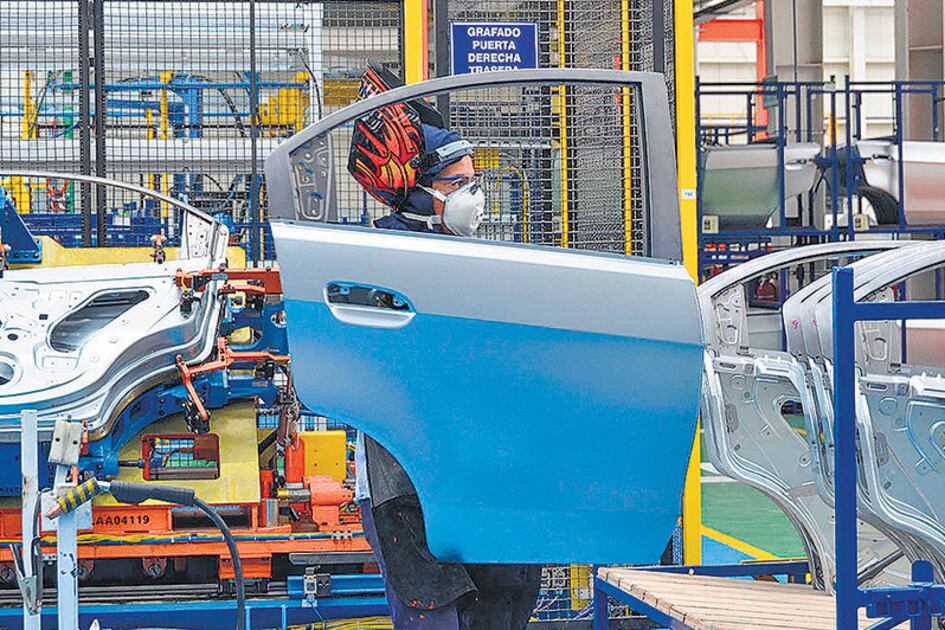 Las suspensiones en Renault afectarán a los 94 empleados en relación de dependencia y contratados.