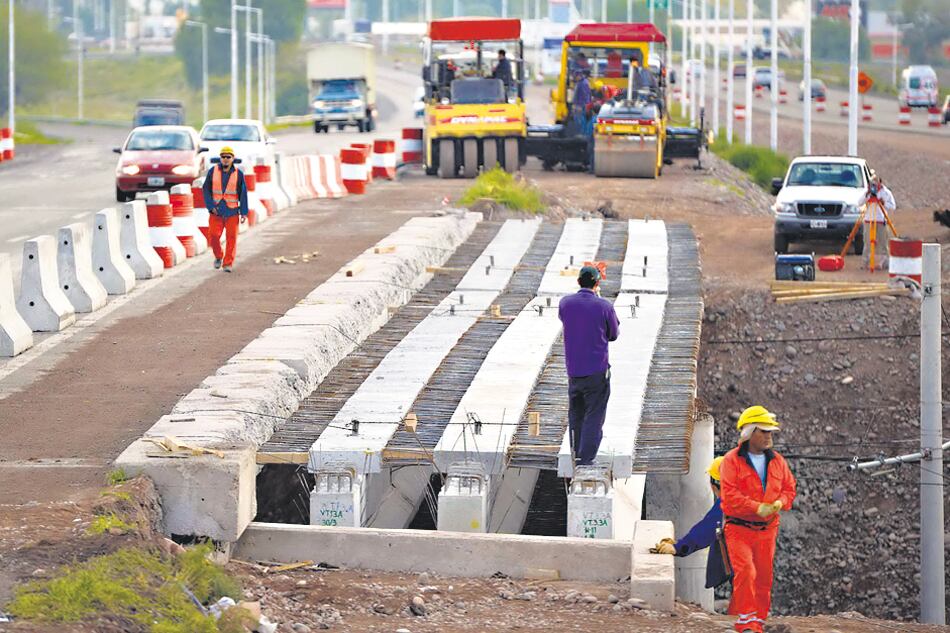 Las obras viales lideran las obras públicas, que en 2016 quedaron frenadas.