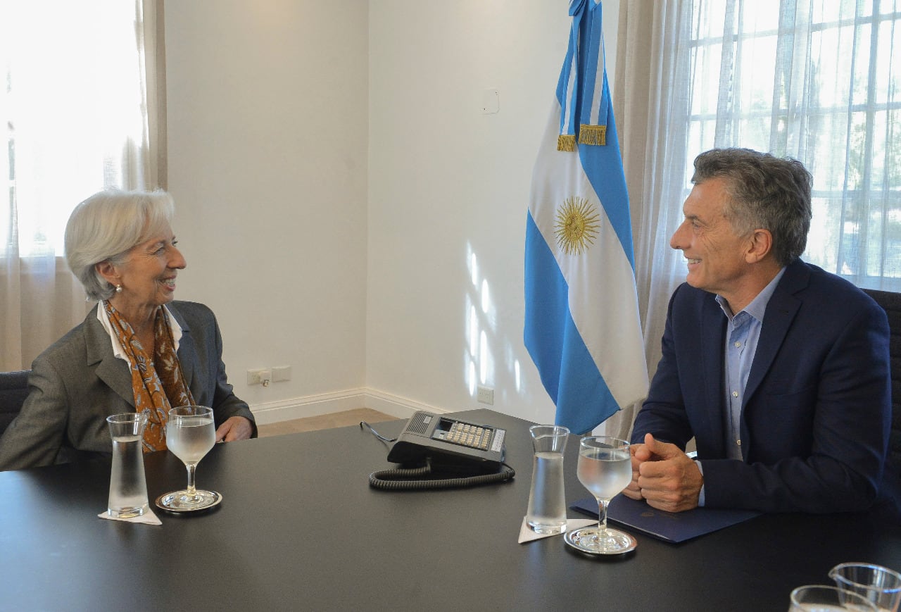 Mauricio Macri junto a la ex titular del FMI, Christine Lagarde.