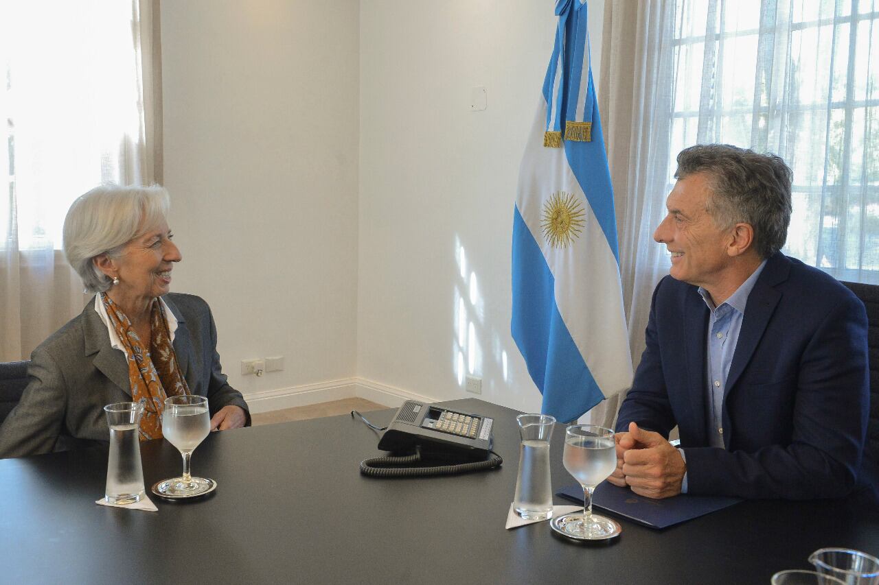 Mauricio Macri junto a la ex titular del FMI, Christine Lagarde.