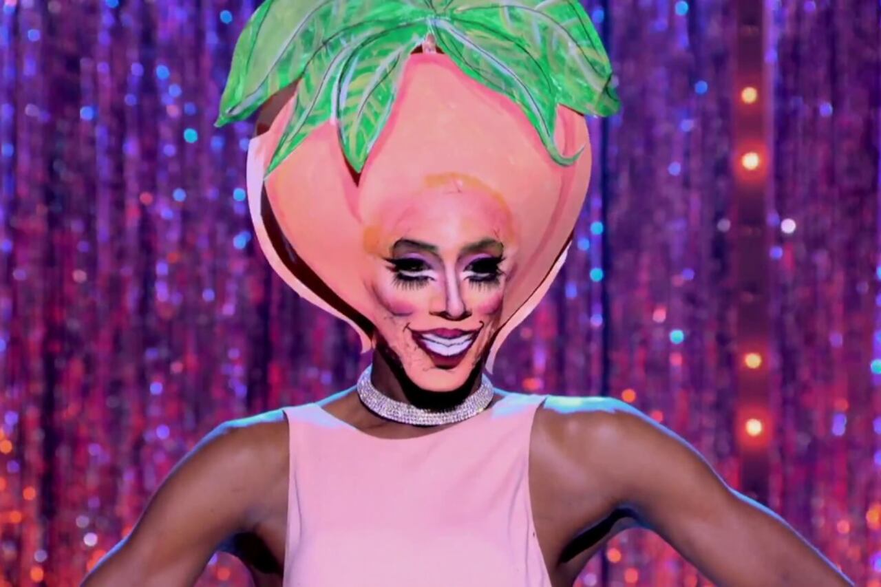 Nina Bo´nina Brown es una drag de la factoria RuPaul