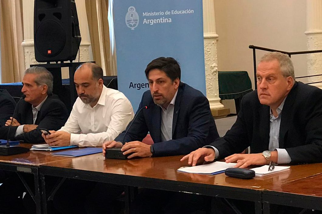 El ministro de Educación, Nicolás Trotta, junto al secretario de Políticas Universitarias, Jaime Perczyk.