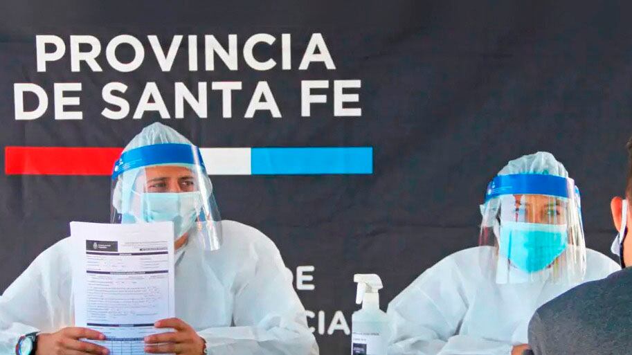 En la provincia hay ocho casos confirmados de Ómicron y tres en estudio en la ciudad de Santa Fe.