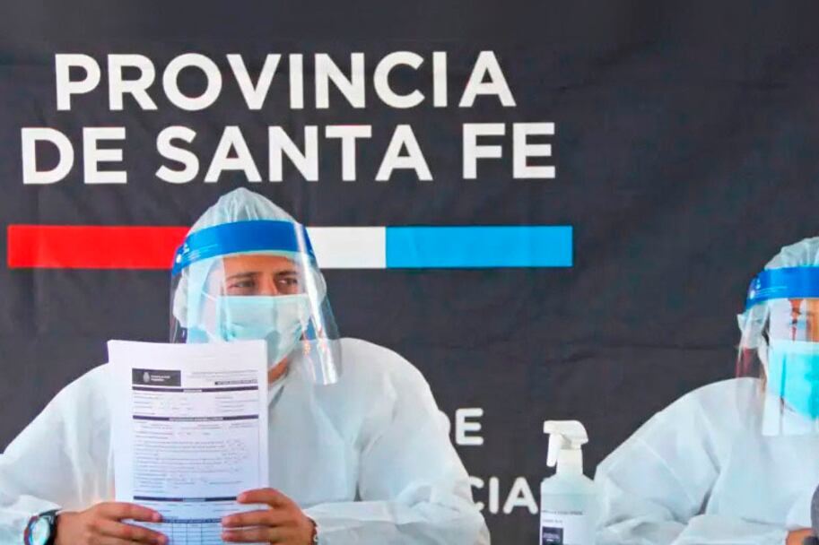 En la provincia hay ocho casos confirmados de Ómicron y tres en estudio en la ciudad de Santa Fe.