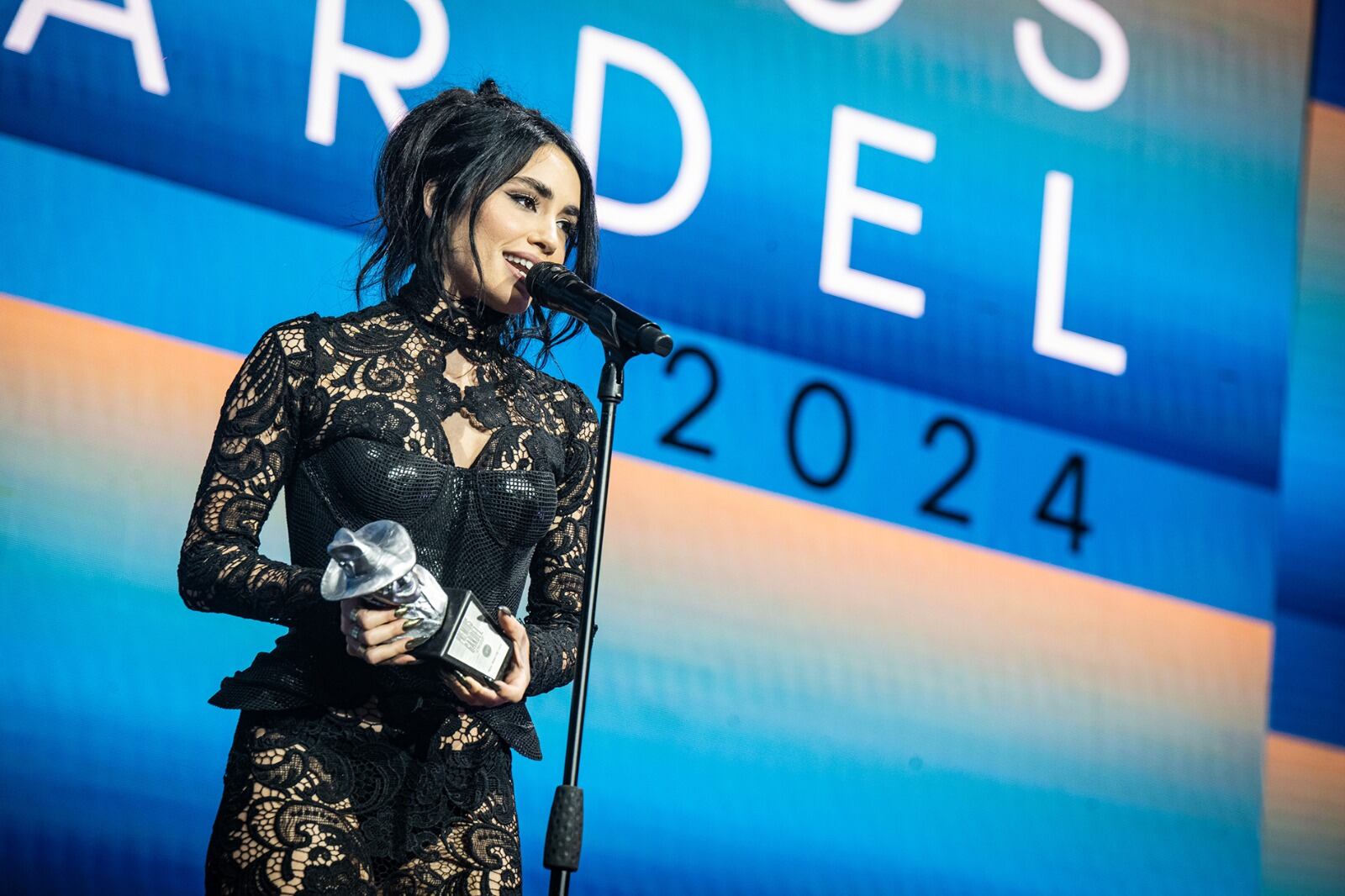 "Quiero dedicar un momento a Pamela, Mercedes, Andrea y Sofía, víctimas del lesbicidio en Barracas", dijo Lali.