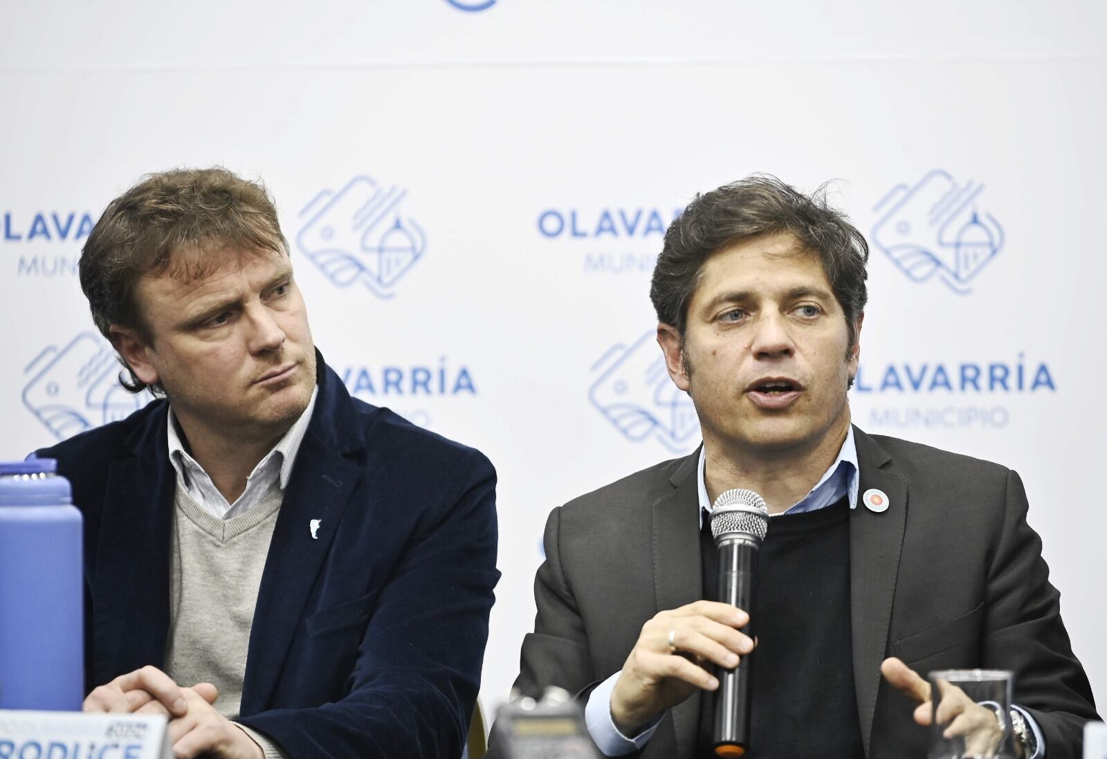 Axel Kicillof junto a Maximiliano Wesner, intendente de Olavarría.