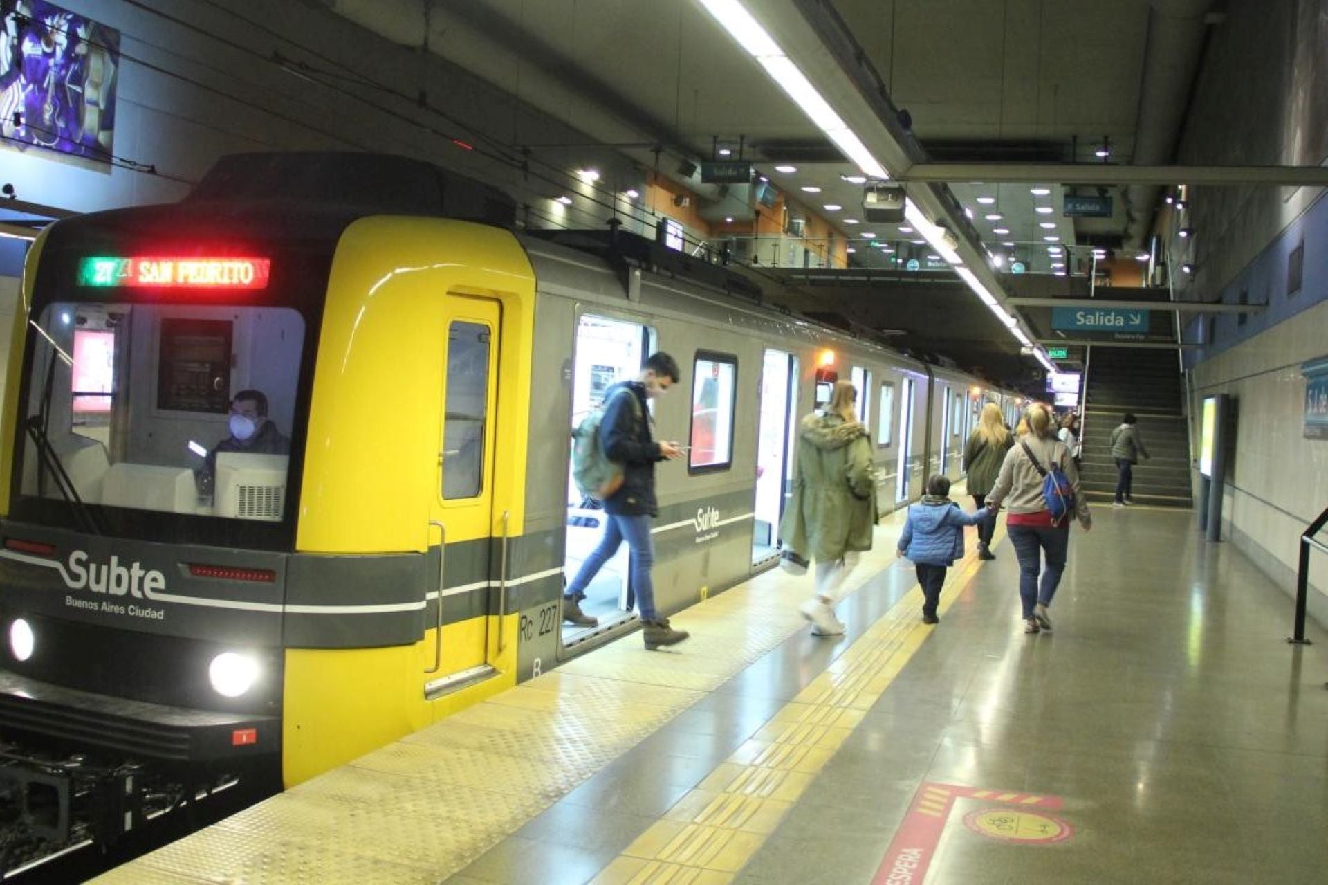 El viaje en subte costará 74 pesos a partir de este lunes. Imagen: Sbase