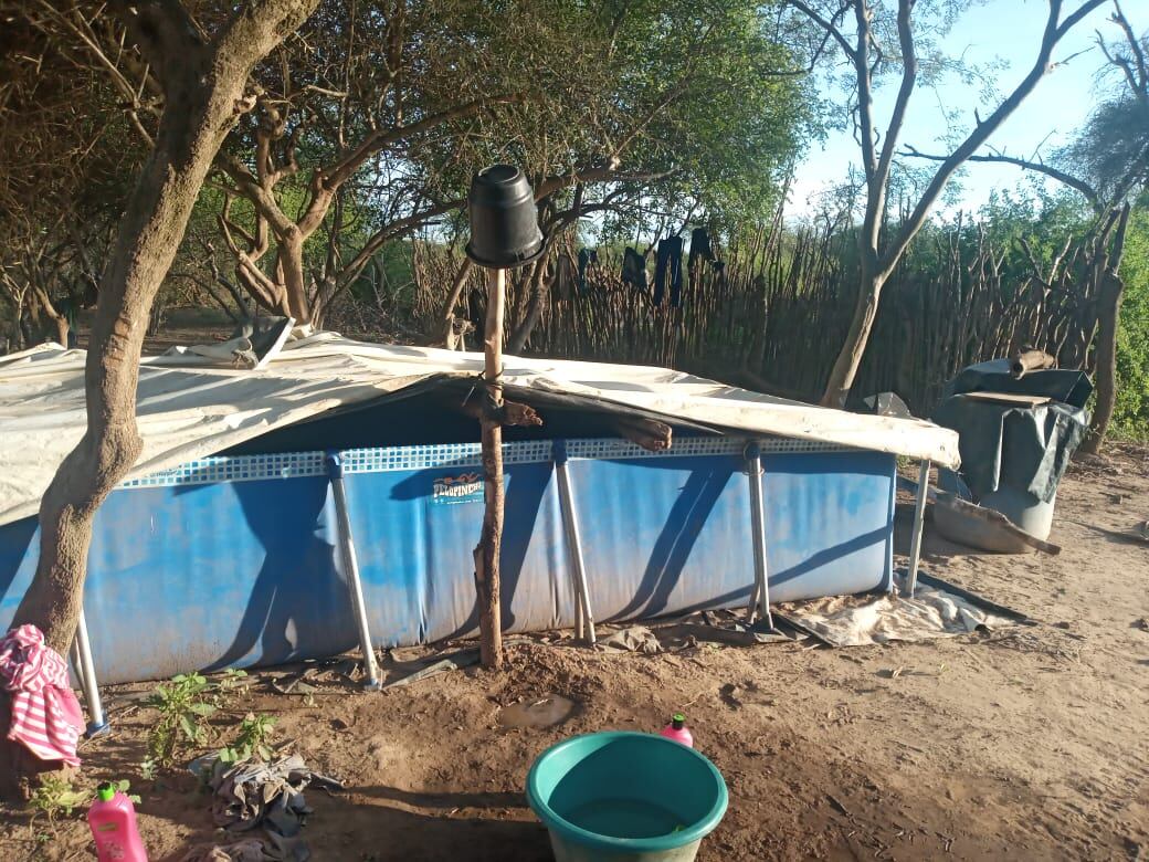 La pileta de lona en la que depositan el agua