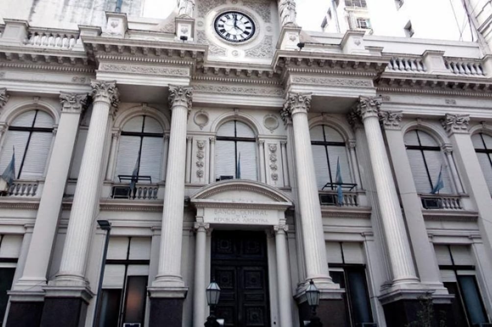 El Ejecutivo le solicitará al Senado que trate los pliegos de todo el directorio en las sesiones extraordinarias.