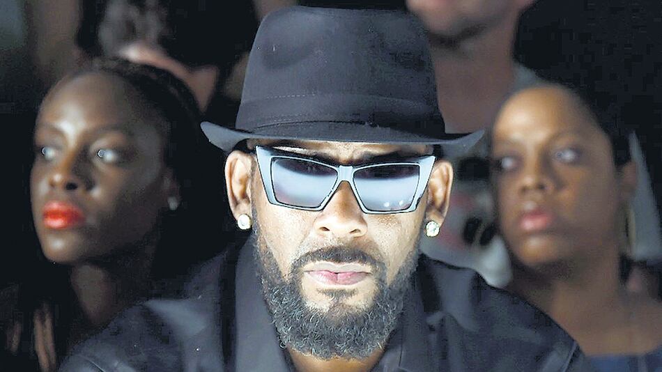 Tras la difusión del documental, la hija de R. Kelly lo calificó de “monstruo”.