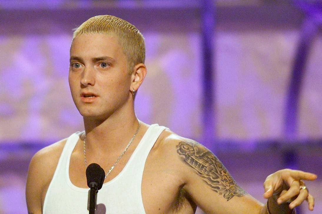 El "personaje Slim Shady" era misógino, homofóbico y glorificaba  la violencia: en 2000, Eminem era el terror de las radios.