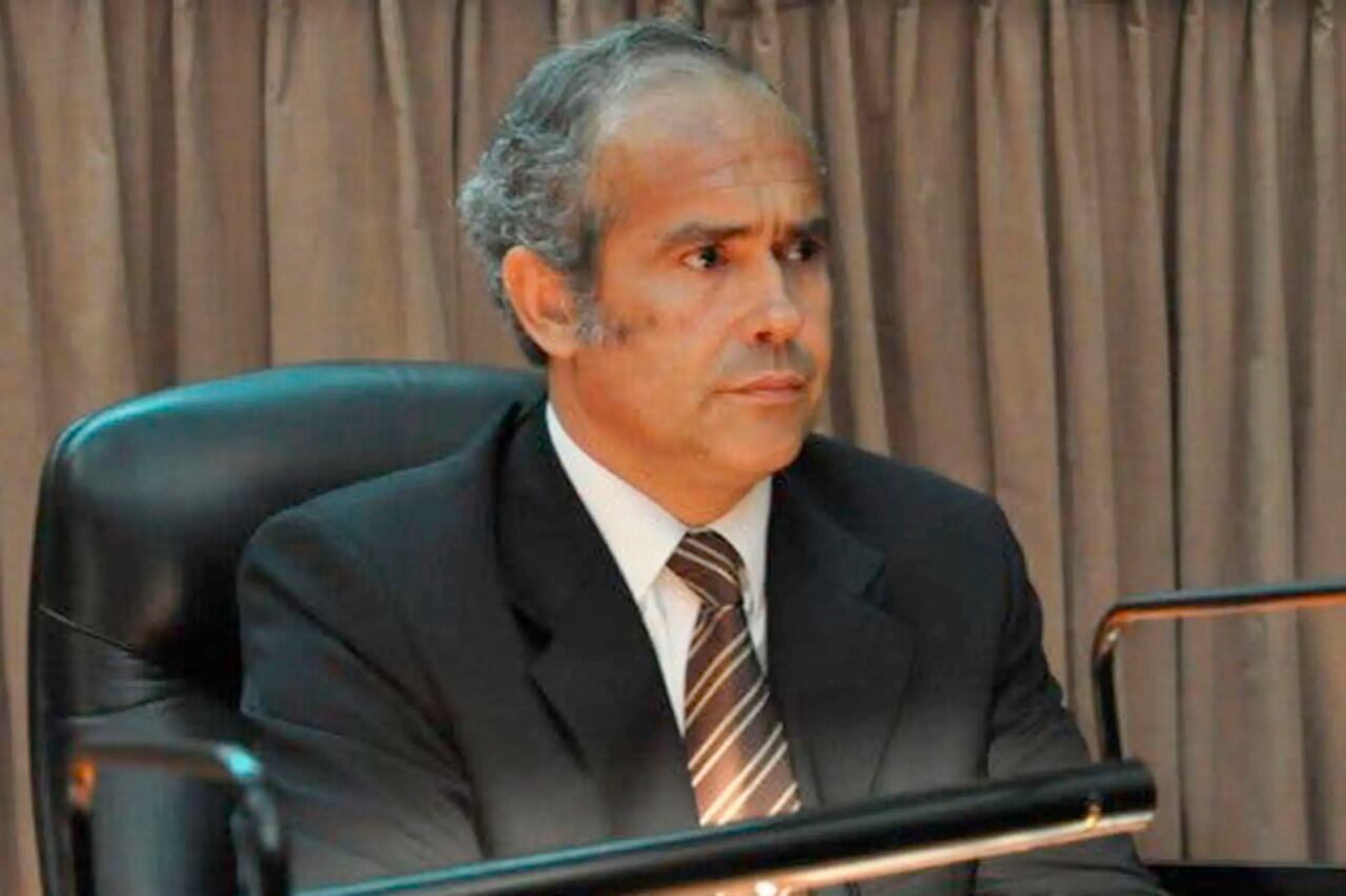 La Corte Suprema de Justicia hizo lugar al per saltum que presentó el juez Germán Castelli quien continuará en su cargo hasta que se resuelva la decisión de fondo.