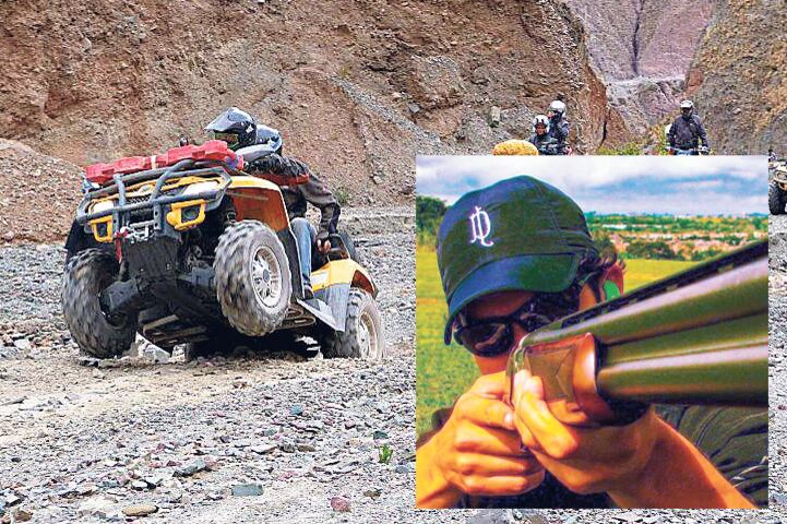 Gonzalo Morales en su cuatriciclo y apuntando con su escopeta. Sana diversión en compañía de un periodista del amistoso diario La Nación.