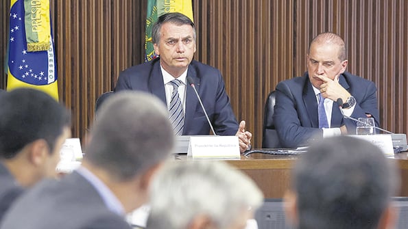 Bolsonaro tuvo su primera reunión con su gabinete en el Palacio del Planalto.