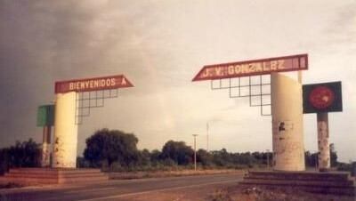 Ingreso a la localidad de J. V. González