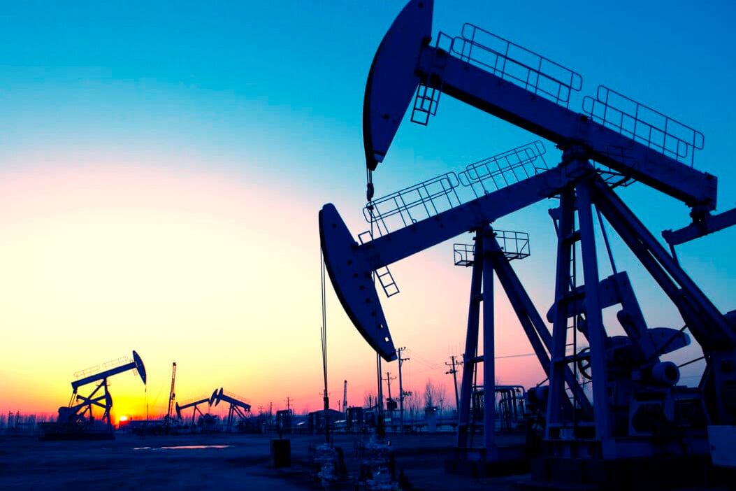 La utilización de los combustibles fósiles, el gas, el petróleo y carbón producen el efecto invernadero.