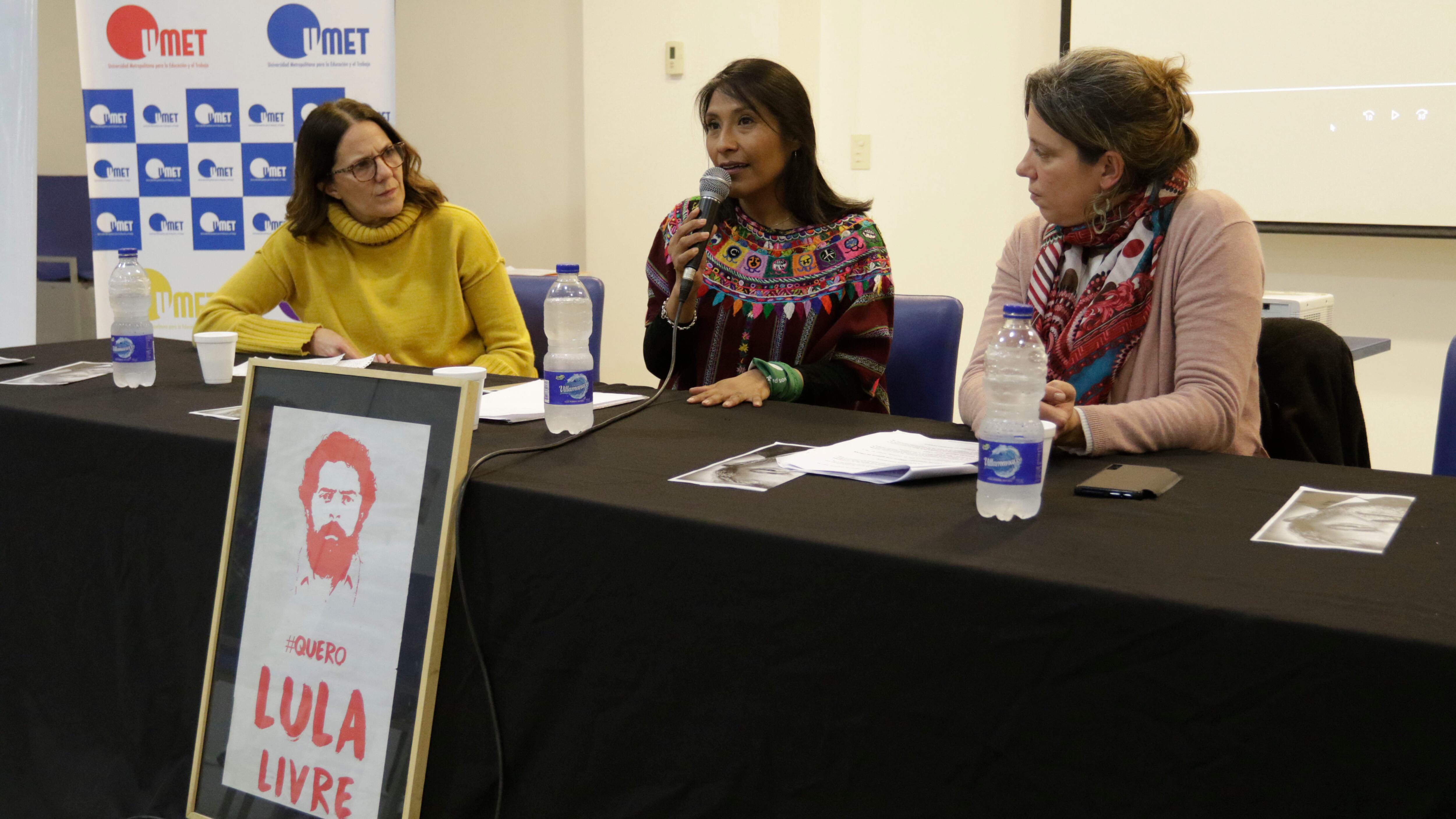 Esdenka Sandoval destacó el rol de la radio en la difusión.