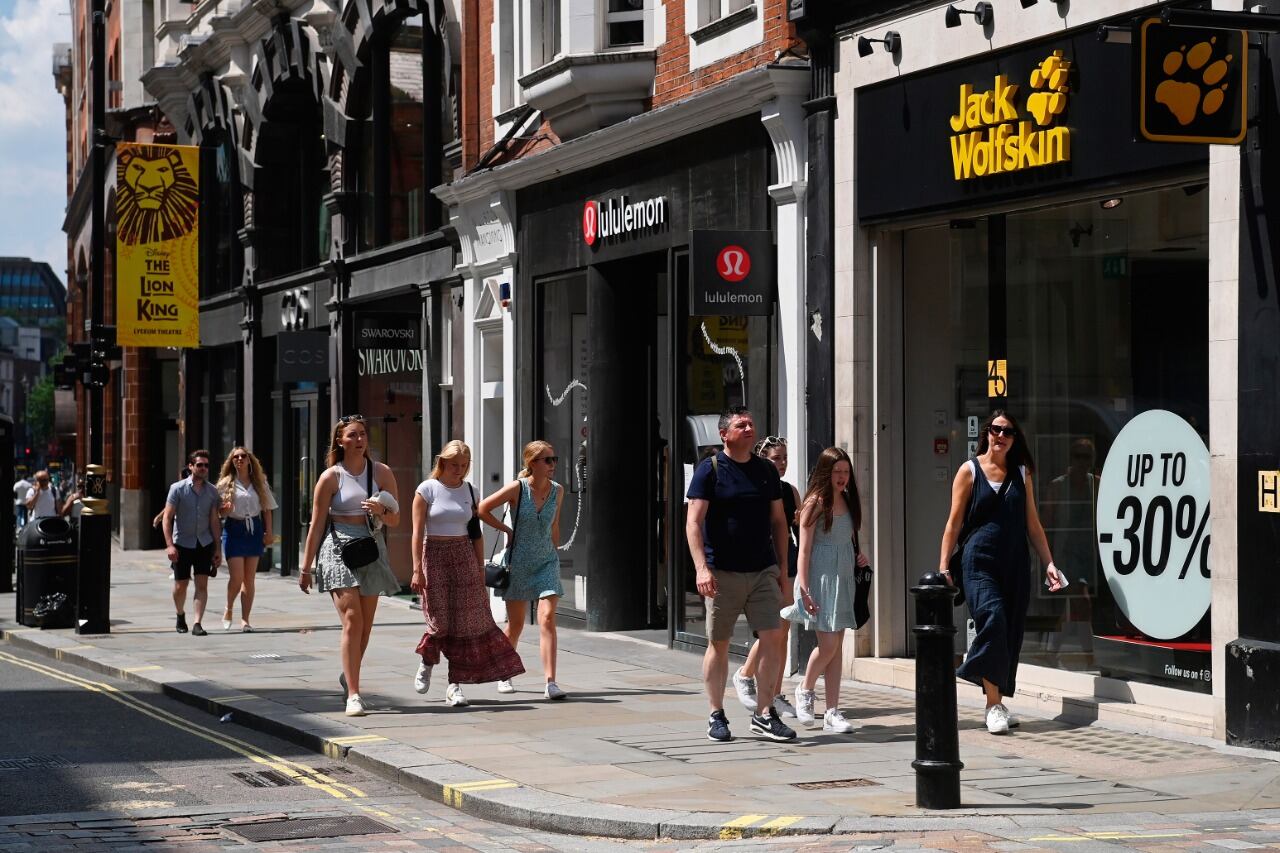 Los ingleses salieron a festejar el levantamiento de las restricciones por el coronavirus, en lo que dio en llamarse "freedom day"