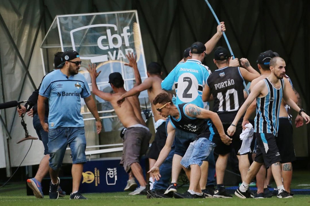 Cabina al piso en Gremio-Palmeiras