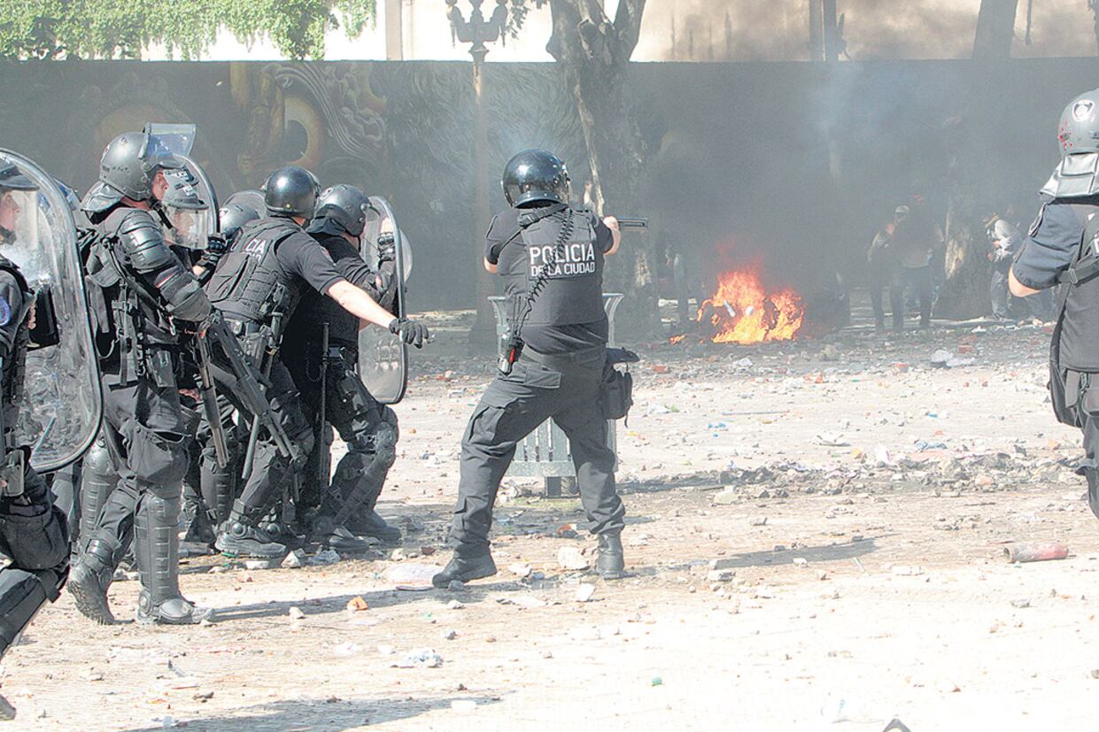 El juez Sergio Torres está investigando a los manifestantes y también los abusos de las fuerza de seguridad.