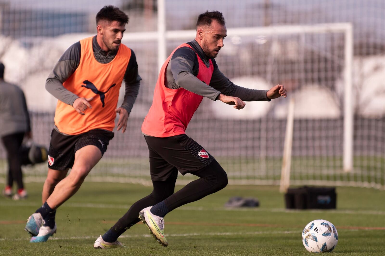 Mancuello viene de ser titular en la dura derrota de Independiente en Córdoba.