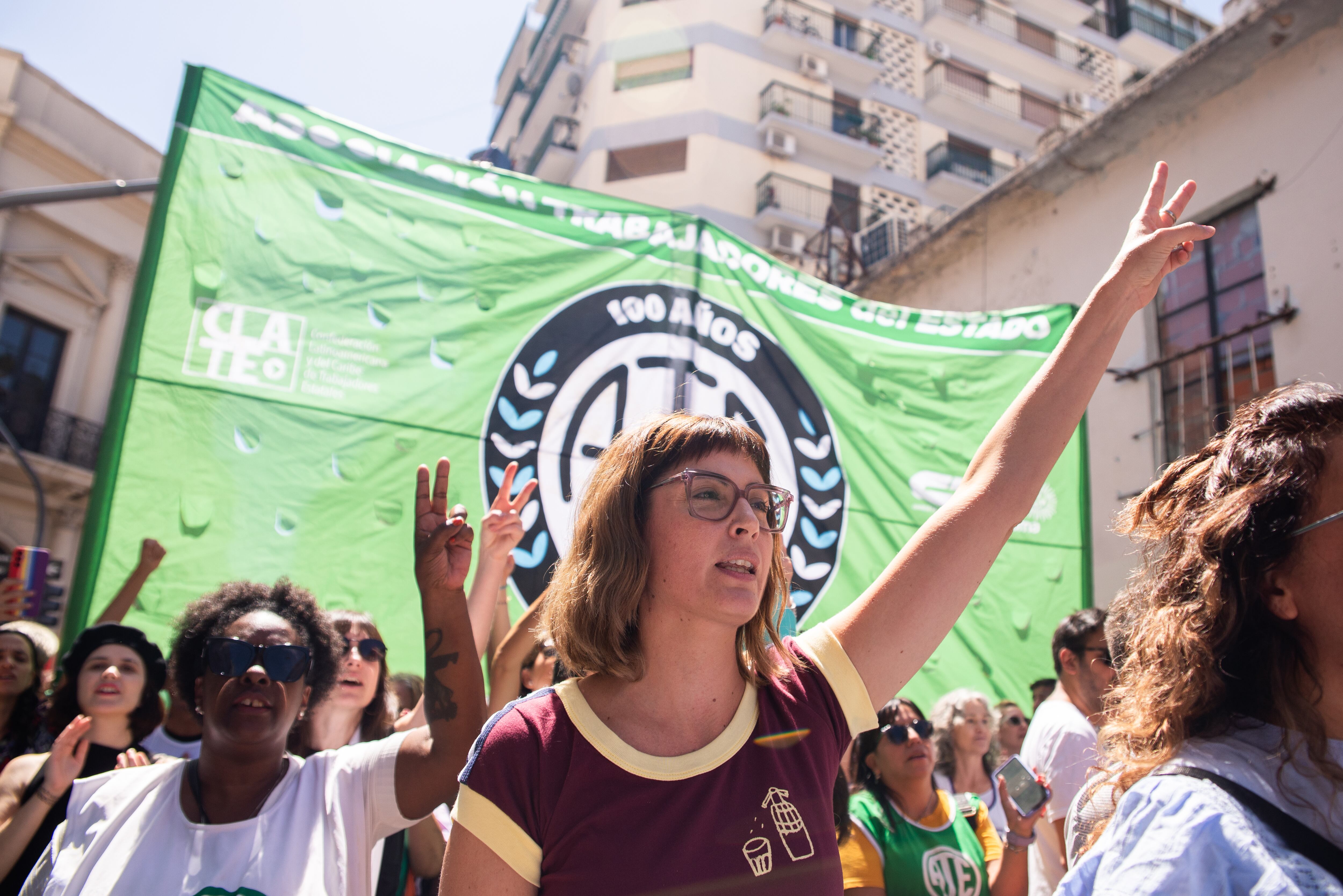 El 77% de lxs trabajadores estatales encuestadxs siente estrés, el 68% angustia y más del 67% ansiedad.