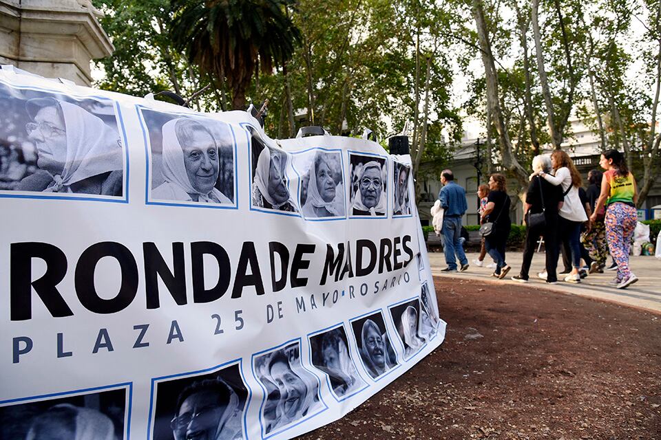 Agentes policiales intimidaron a participantes de la ronda de los jueves en más de una oportunidad. 