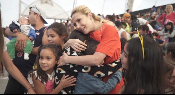 Fabiola Yáñez durante el evento en Tecnópolis.