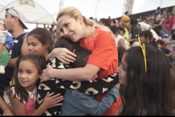 Fabiola Yáñez durante el evento en Tecnópolis.