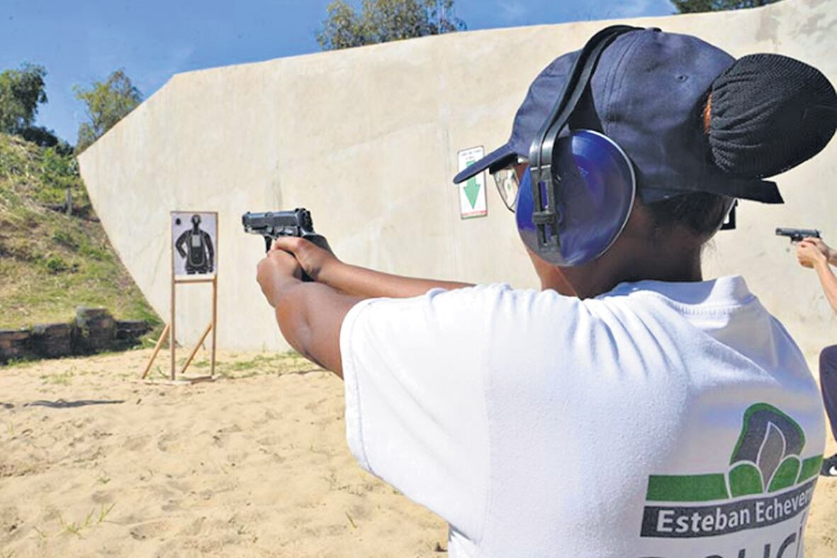 El polígono de Esteban Echeverría, durante una práctica de la policía local.