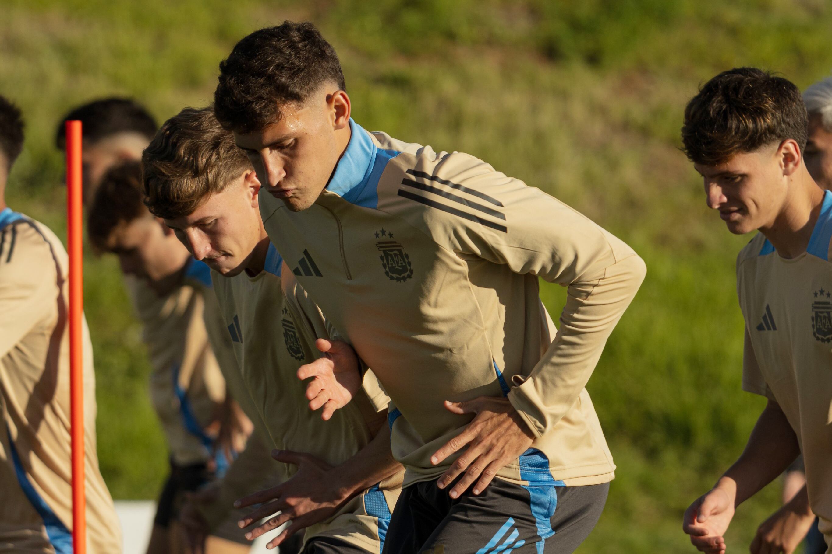 Ultimos preparativos de la Sub-20 de cara al duelo contra los nigerianos