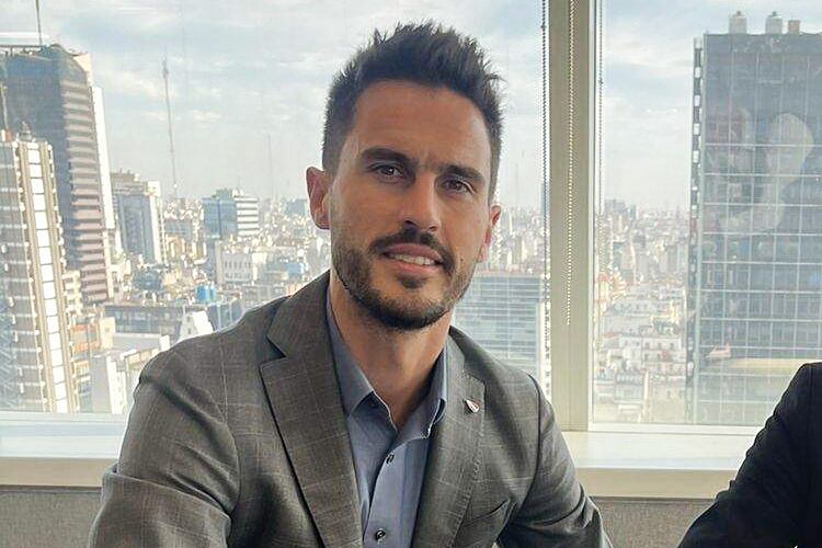 Juan Marconi, ladero de Fabián Doman en las últimas elecciones y quien acercó a Santiago Maratea a Independiente