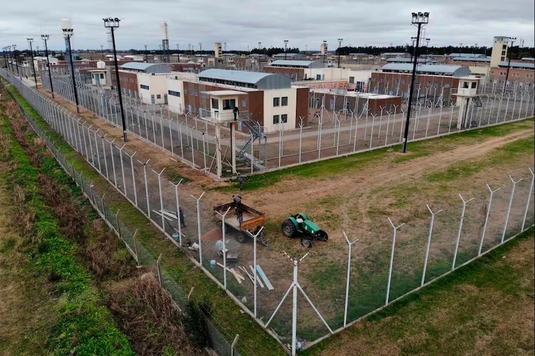 La cárcel de Piñero un día fue un colador.