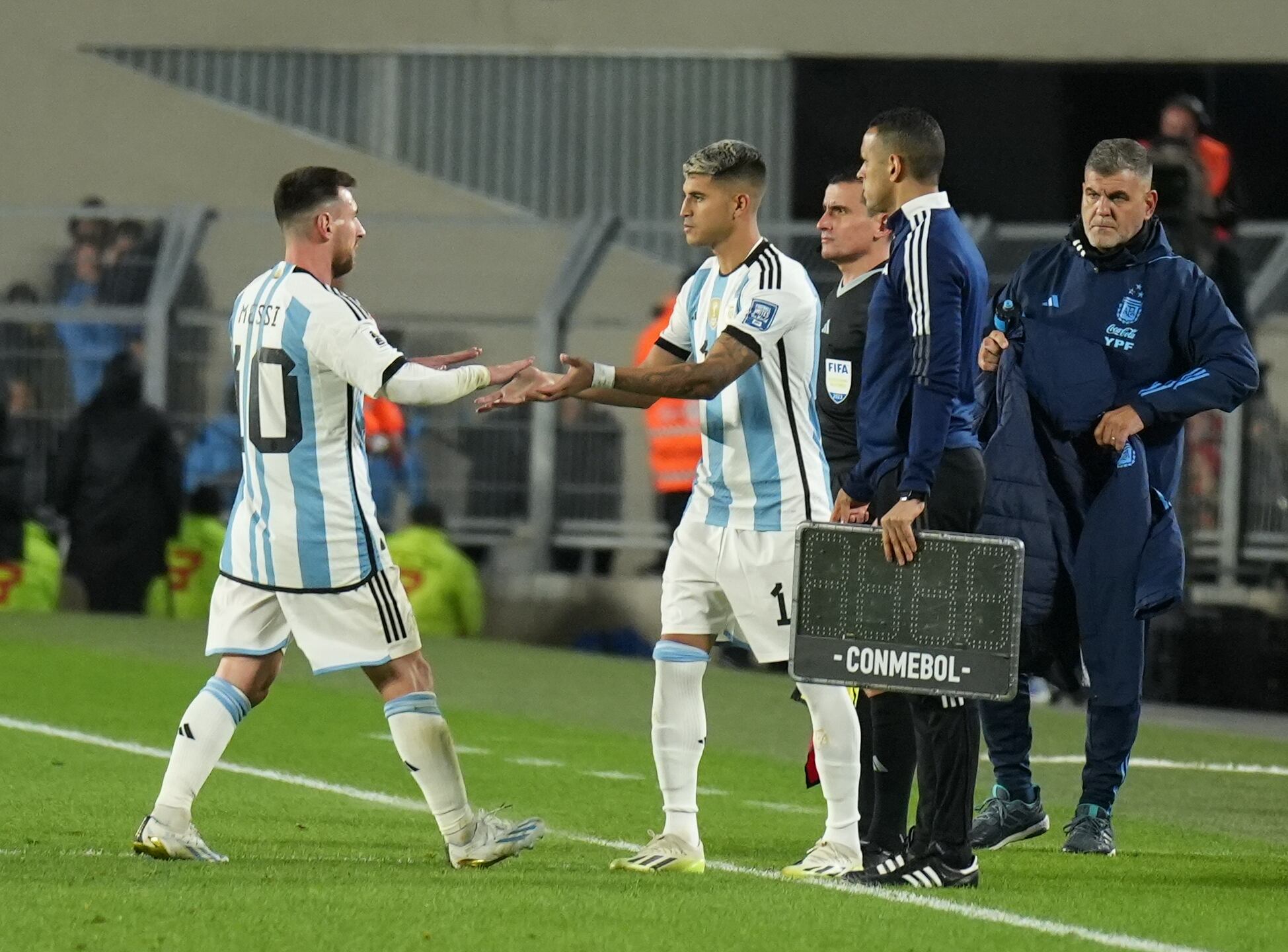 Selección argentina: los estudios de Lionel Messi descartaron una lesión muscular.